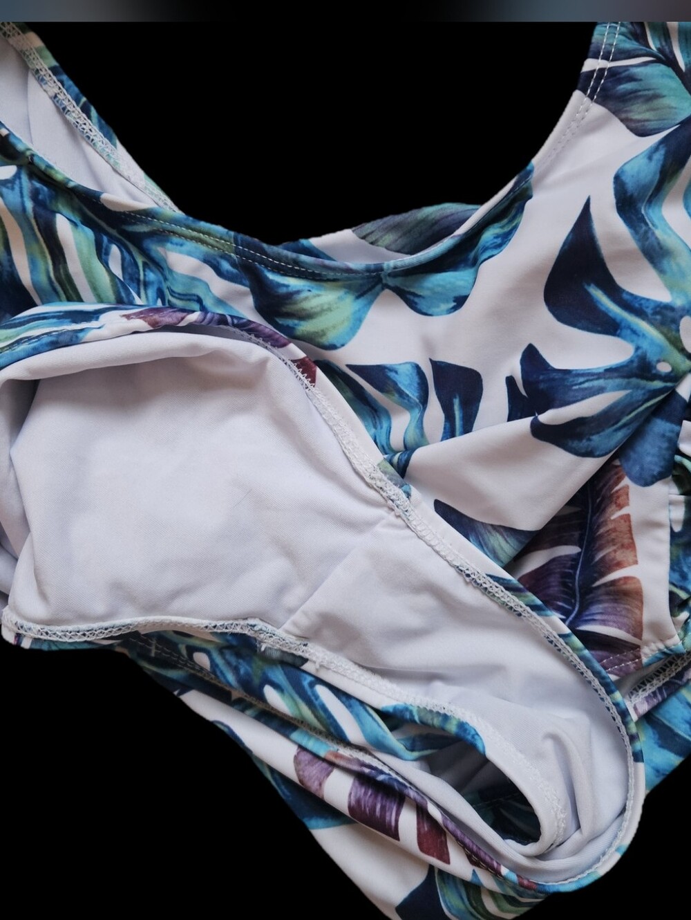 Eomenie Green & Leaves One Piece Cut Out Swimsuit Size XL, Great Conditon - Picture 6 of 7